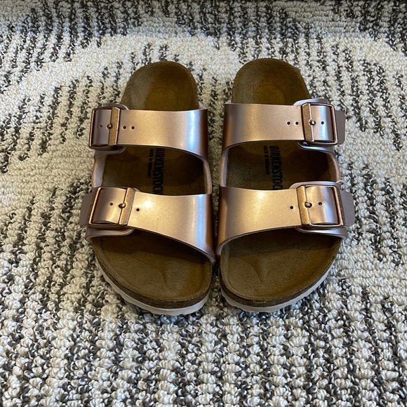 Birkenstock Other - Girls Birkenstocks New - Size 33